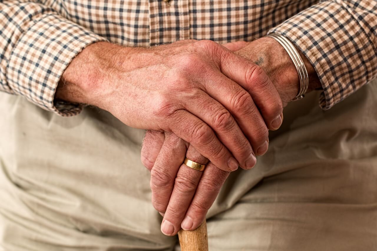 Gebruik afdekvlies als praktische oplossing in de thuiszorg 